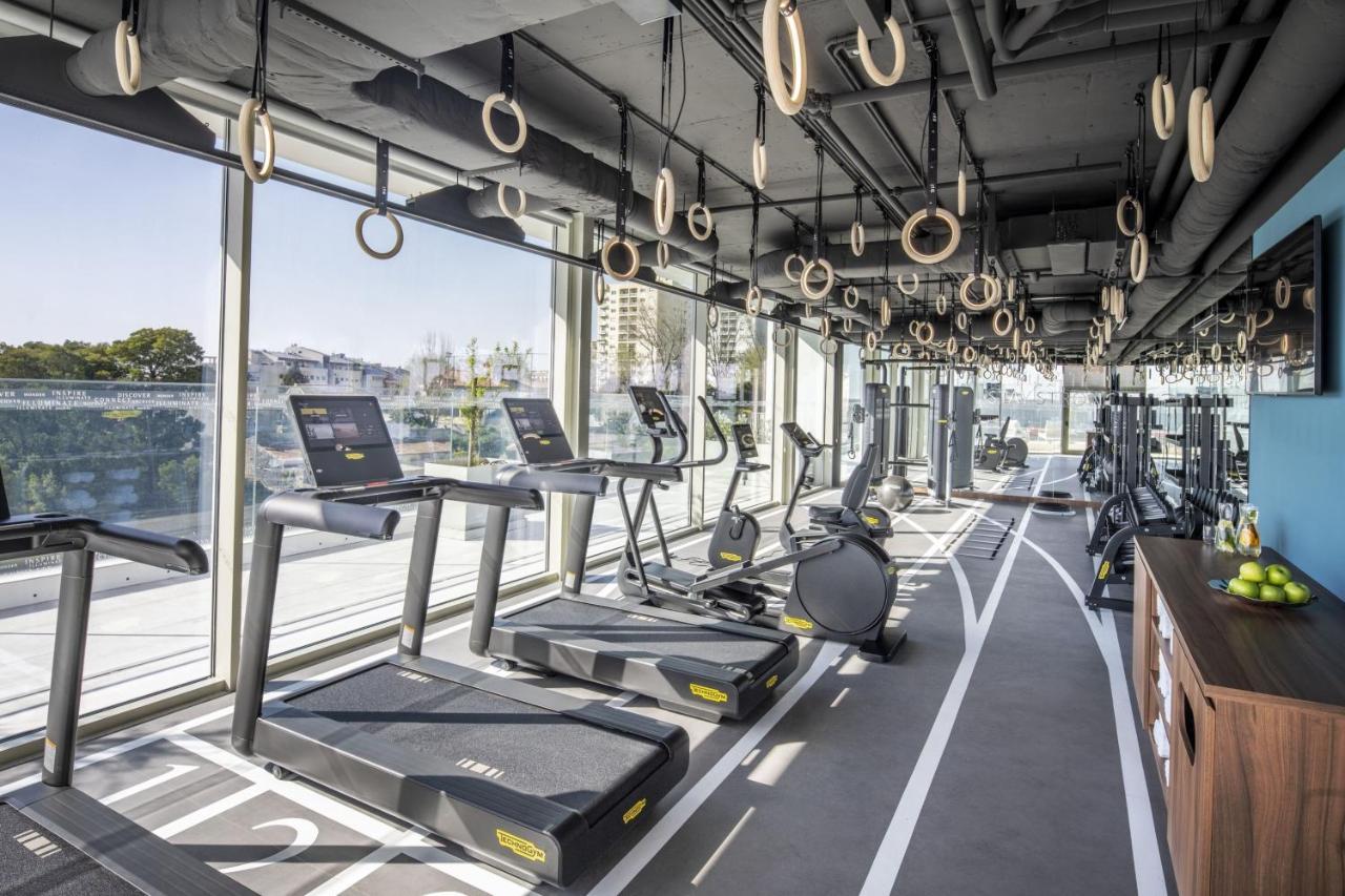 Renaissance Porto Lapa Hotel Экстерьер фото The gym at the 100m² Sky Club